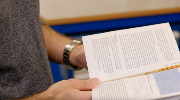 英國薩里大學研發的增強現實圖書即將問世